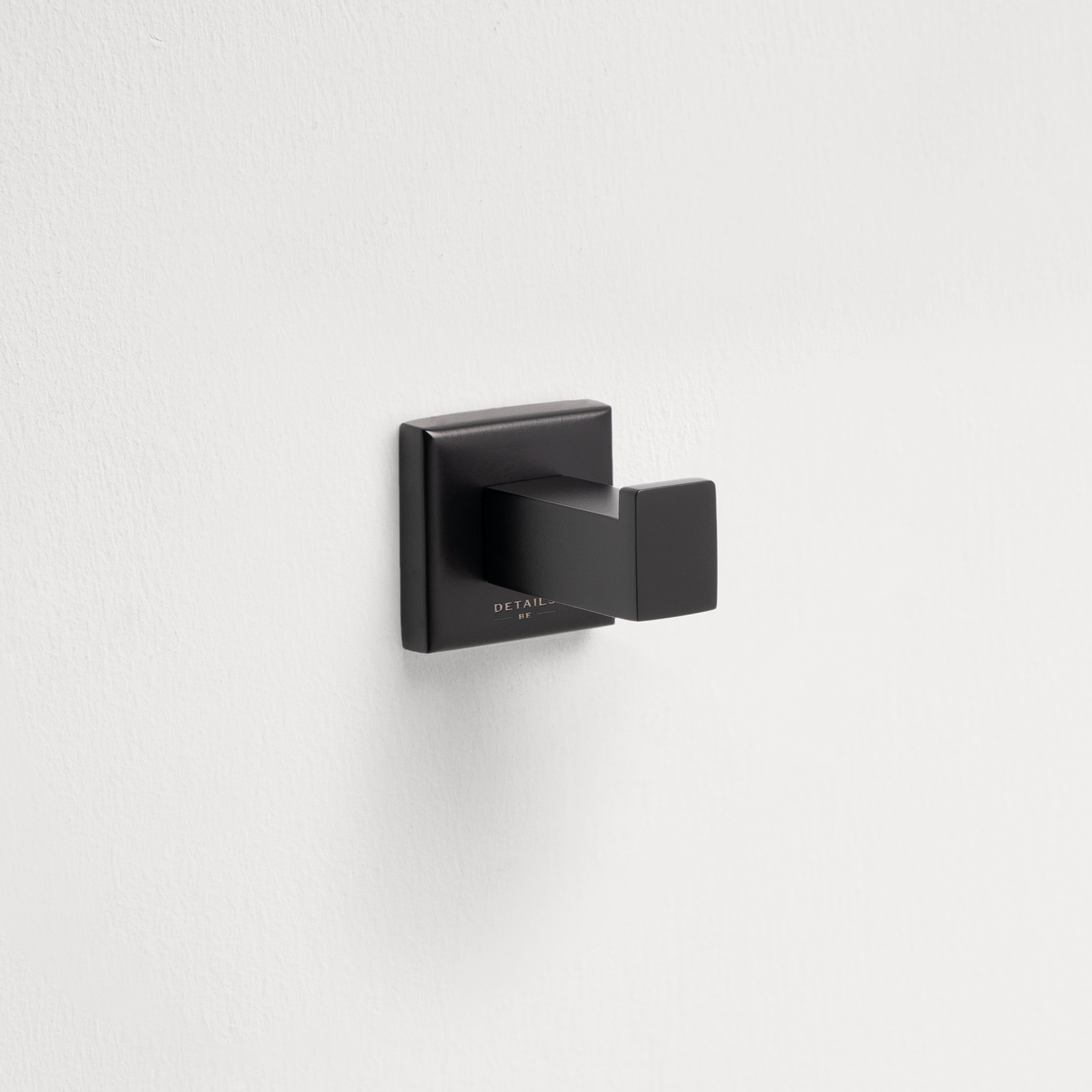 Quad-Robe Hook