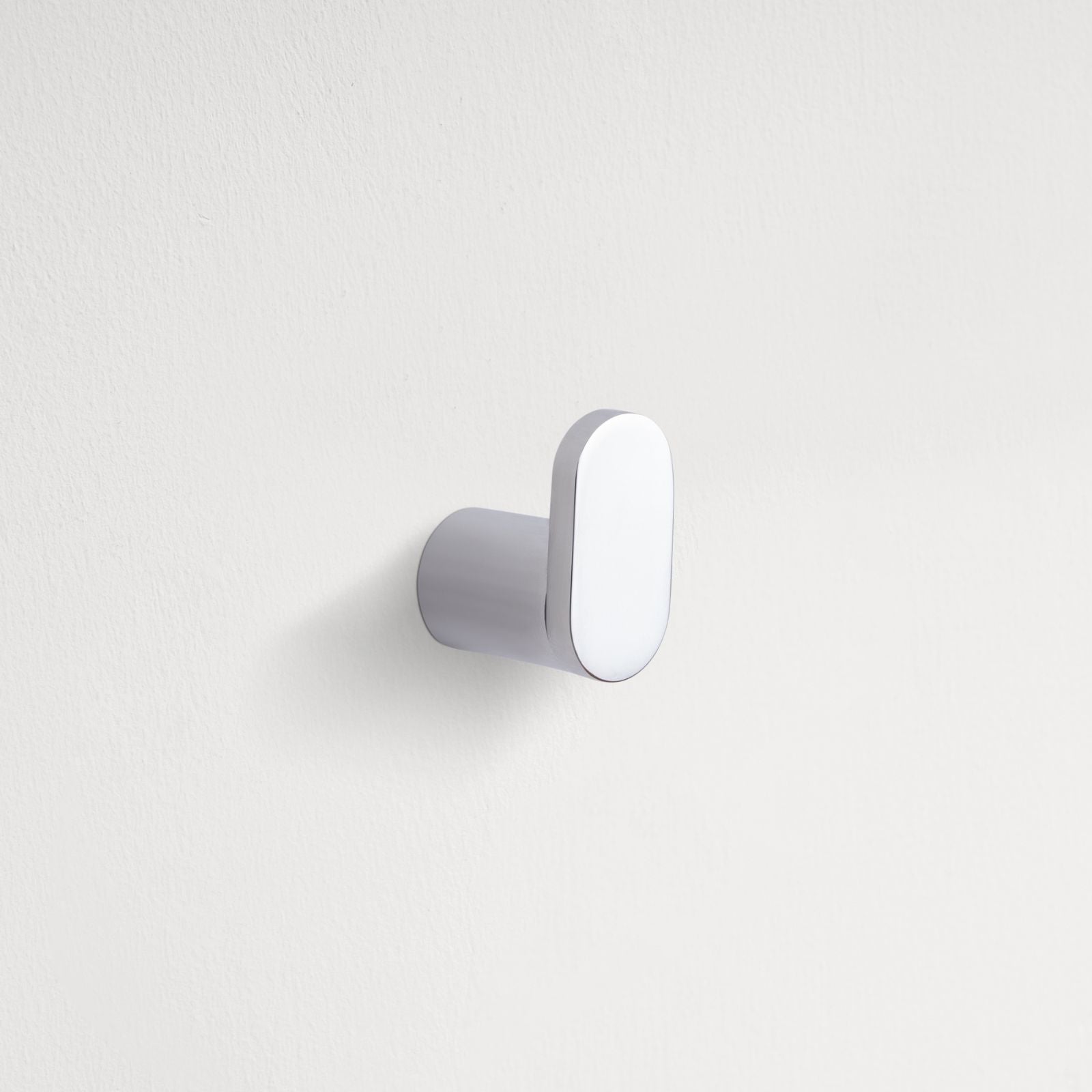Ellipso-Robe Hook