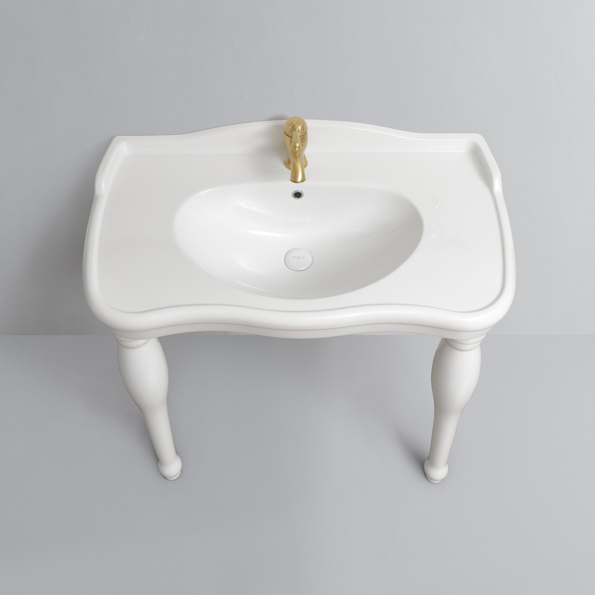 Castellano Console